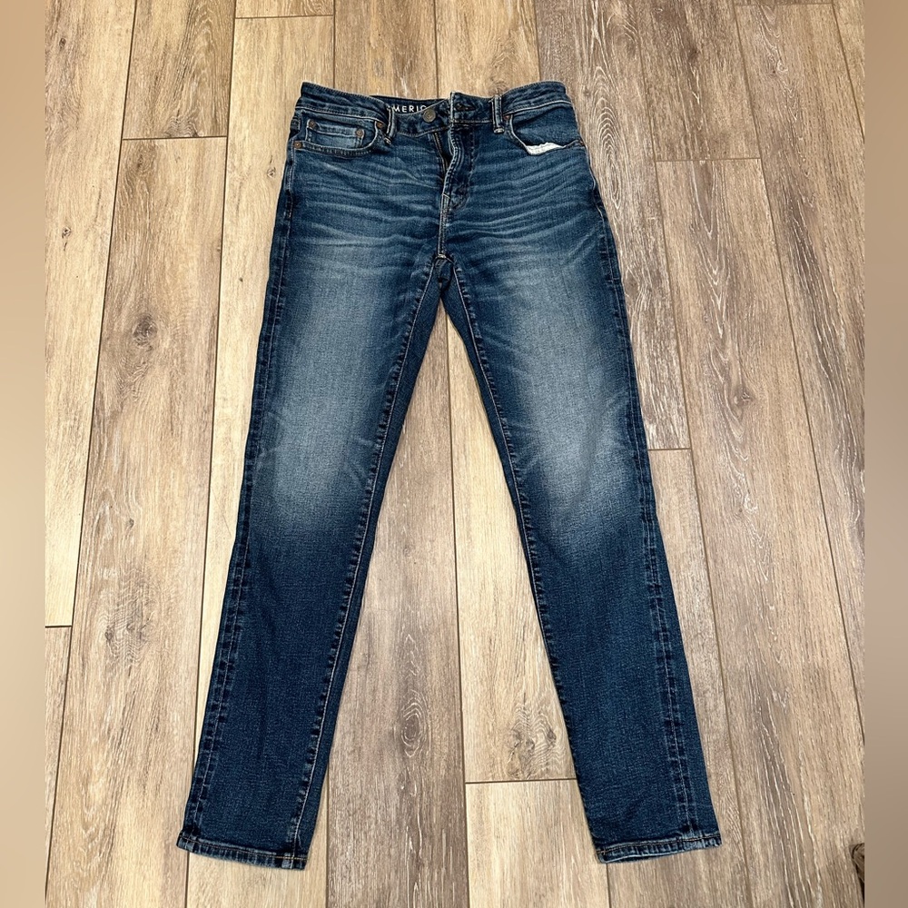 American Eagle air flex Men’s jeans. 30X32. Like new.